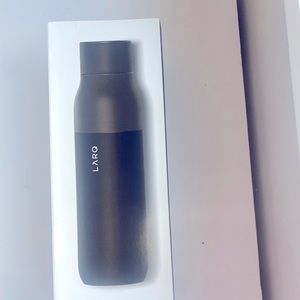New never opened LARQ self cleaning water bottle